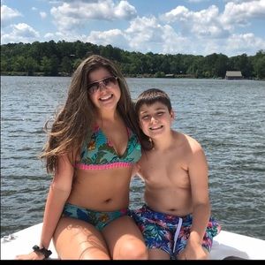 Meet your Posher, Lily